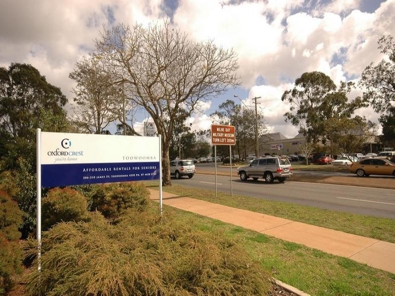 5/306 James Street, Harristown QLD 4350