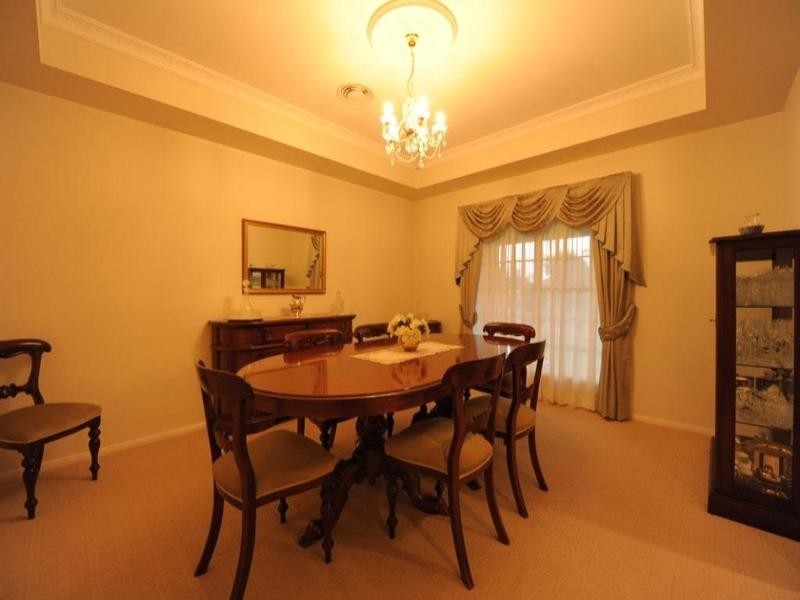 31 Grey Gums Drive, Blue Mountain Heights QLD 4350