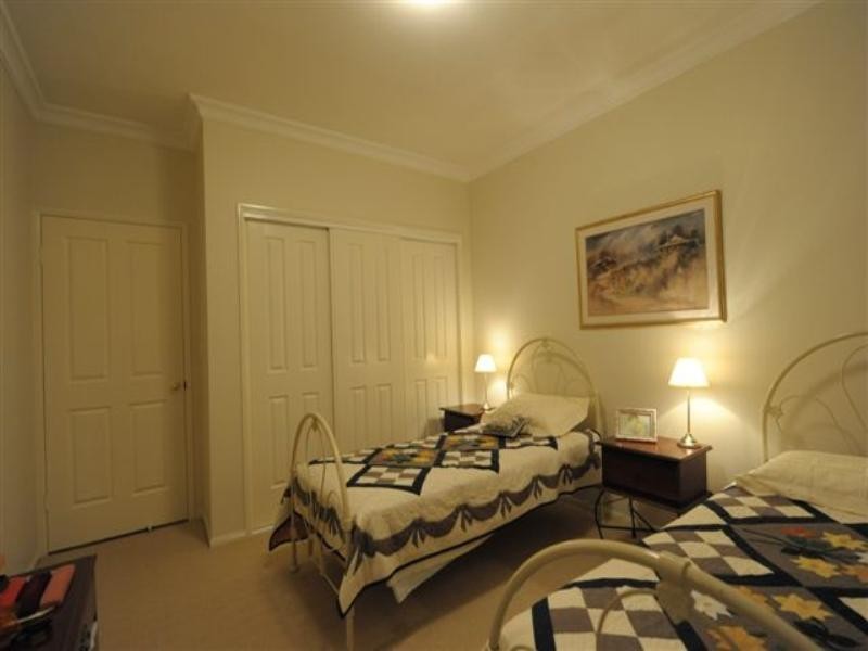 31 Grey Gums Drive, Blue Mountain Heights QLD 4350