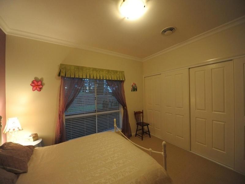 31 Grey Gums Drive, Blue Mountain Heights QLD 4350