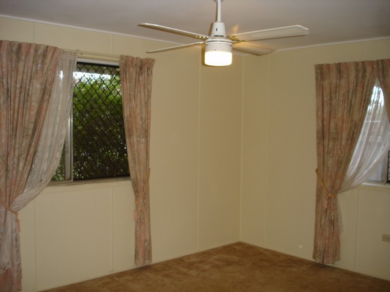 18 Smithfield Street, Harristown QLD 4350