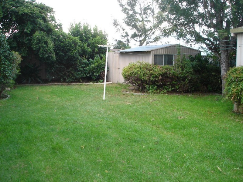 18 Smithfield Street, Harristown QLD 4350