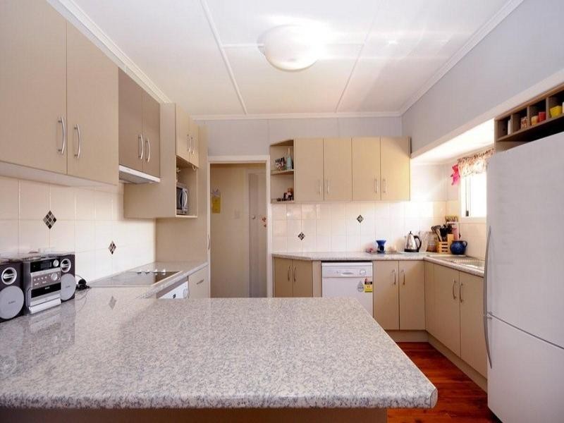 3b Dunne Street, Harristown QLD 4350