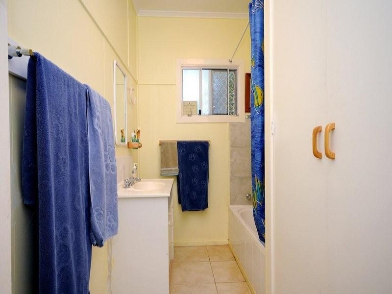 3b Dunne Street, Harristown QLD 4350