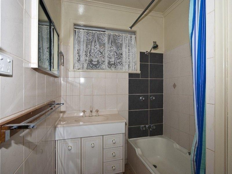 304 South Street, Harristown QLD 4350