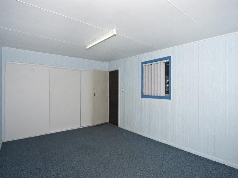 304 South Street, Harristown QLD 4350