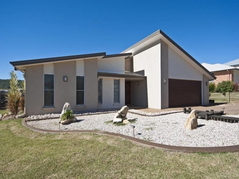 10 Edwin Street, Westbrook QLD 4350
