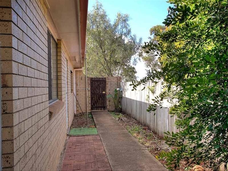 1/16a Lendrum Street, Newtown QLD 4350