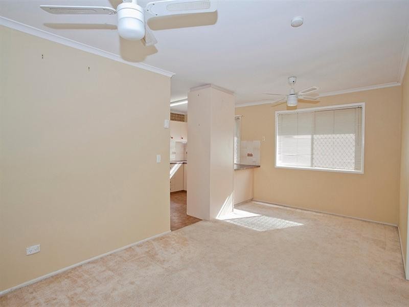 1/16a Lendrum Street, Newtown QLD 4350