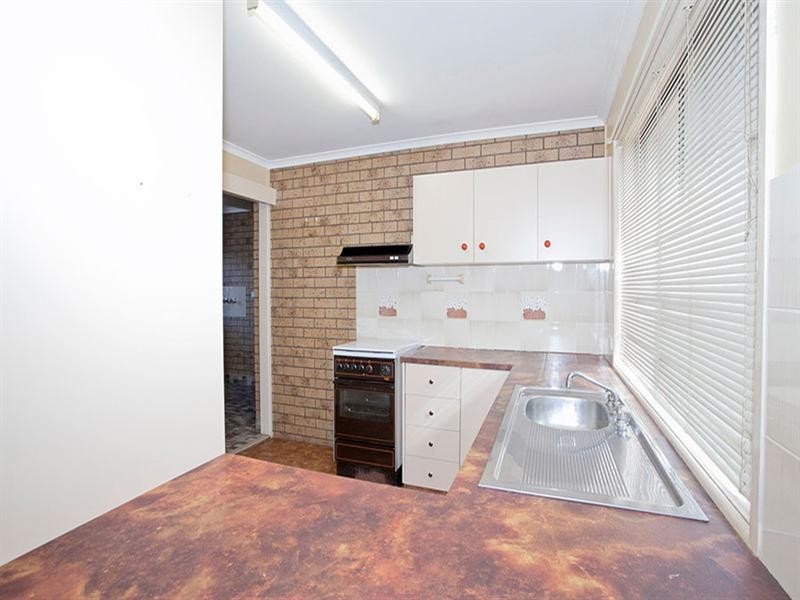 1/16a Lendrum Street, Newtown QLD 4350