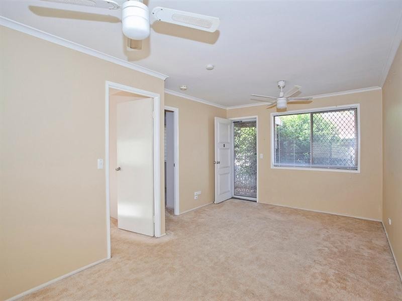 1/16a Lendrum Street, Newtown QLD 4350