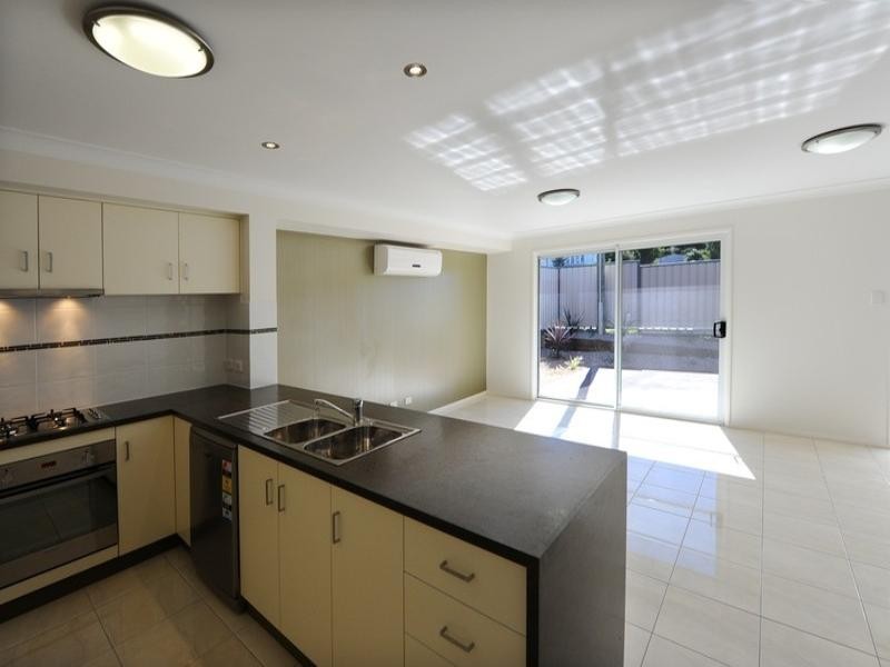 1/22 Gostwyck Street, Newtown QLD 4350