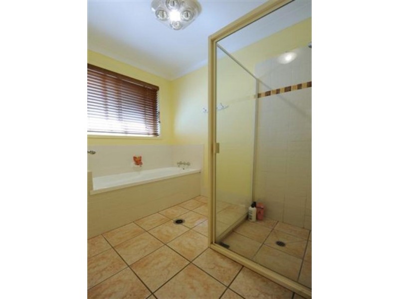 7 Conquest Court, Wilsonton QLD 4350