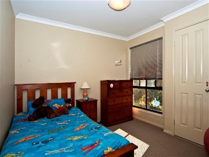 5 Debbie Court, Highfields QLD 4352