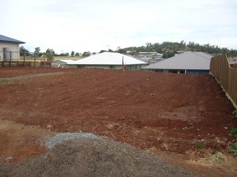 8 Opal Street, Glenvale QLD 4350