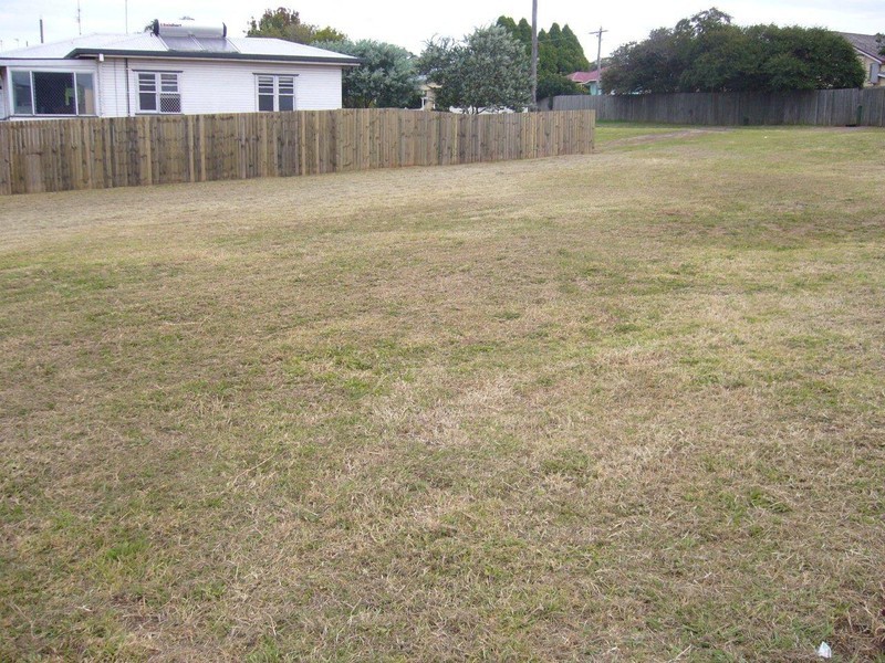 274 Long Street, South Toowoomba QLD 4350