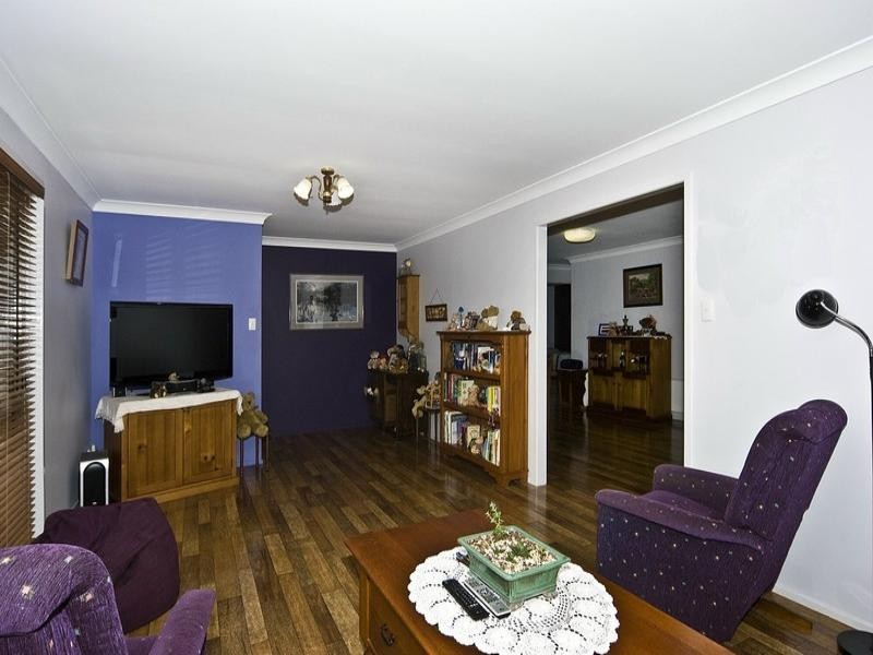 25 Jellicoe Street, Mount Lofty QLD 4350