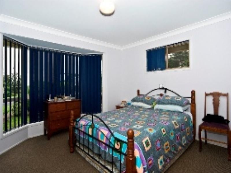 25 Jellicoe Street, Mount Lofty QLD 4350