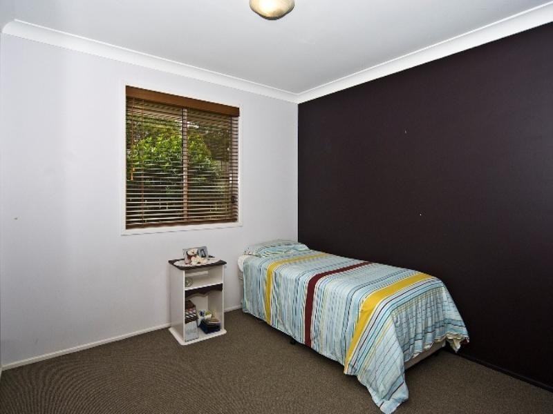 25 Jellicoe Street, Mount Lofty QLD 4350