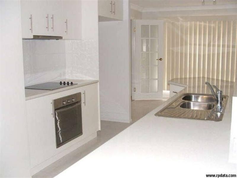 36 Willowburn Drive, Rockville QLD 4350