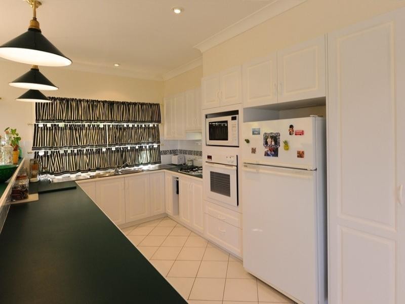 3 Joy-Anne Court, Vale View QLD 4352