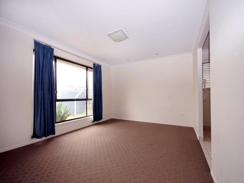 85 Nelson Street, Middle Ridge QLD 4350