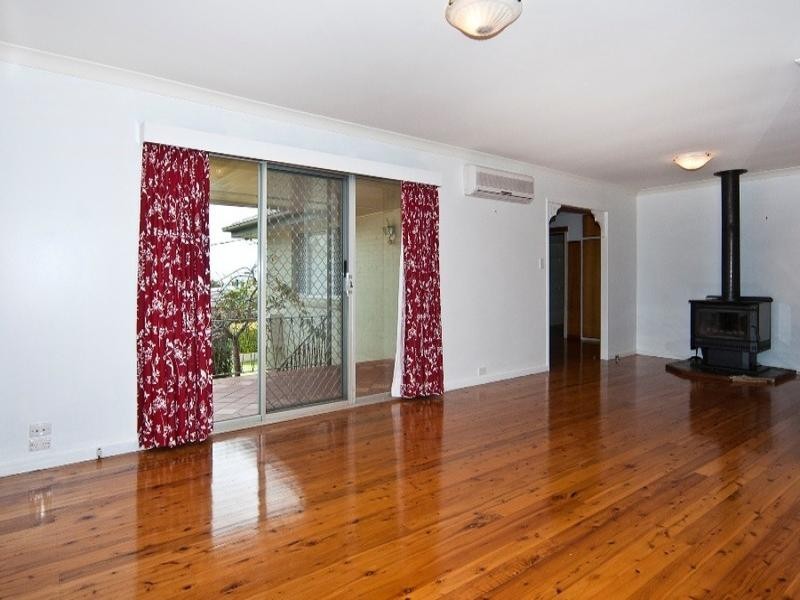 12 Rowbotham Street, Rangeville QLD 4350