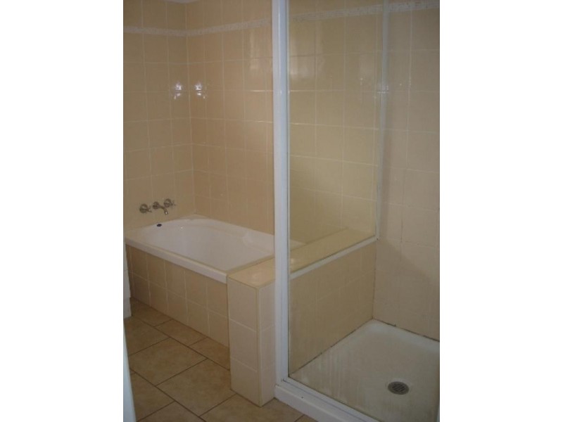 3 Collard Court, Darling Heights QLD 4350