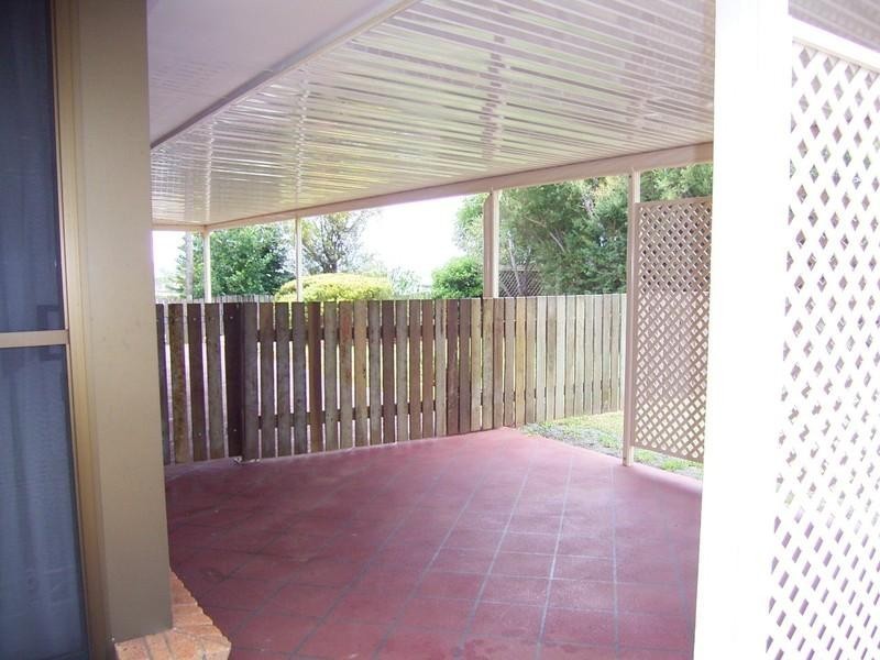 2 Sunbury Street, Harristown QLD 4350