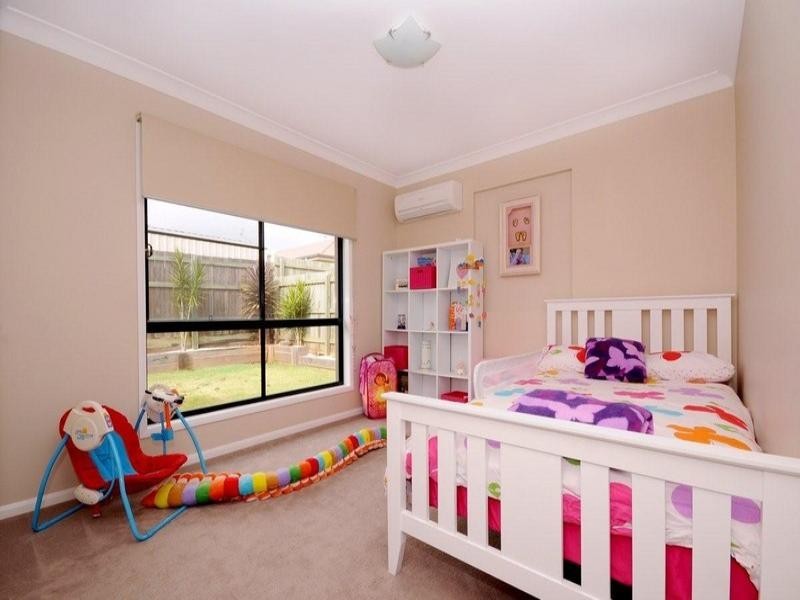 528 Hume Street, Middle Ridge QLD 4350