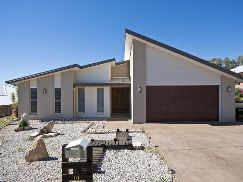 10 Edwin Street, Westbrook QLD 4350
