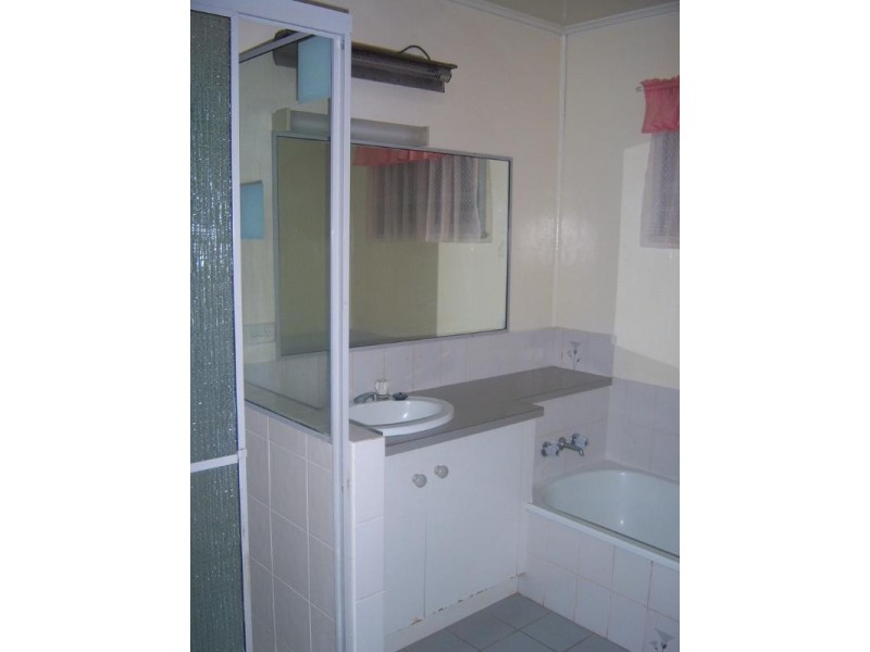 26 Wilma Street, Centenary Heights QLD 4350