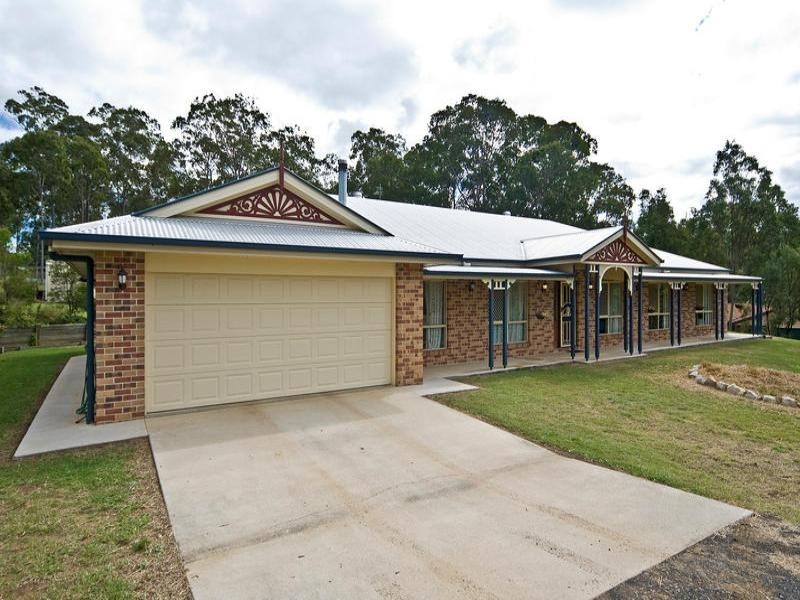 29 Diana Court, Withcott QLD 4352