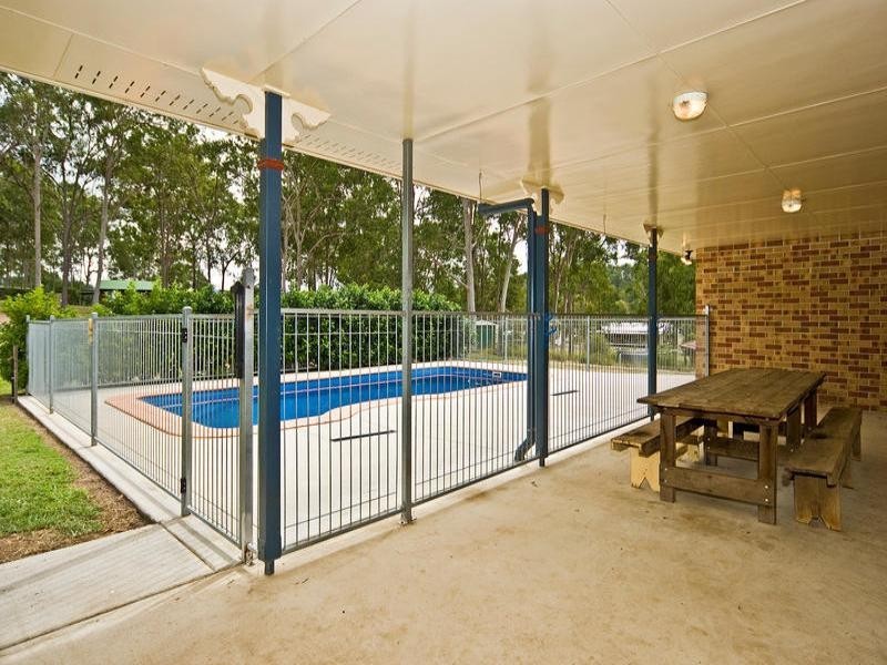 29 Diana Court, Withcott QLD 4352