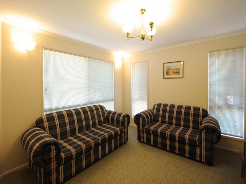 52 Gouldson Drive, Kearneys Spring QLD 4350