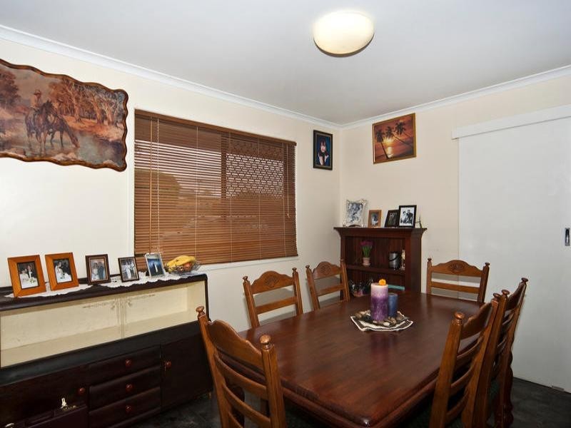 32 Wessex Street, Harristown QLD 4350