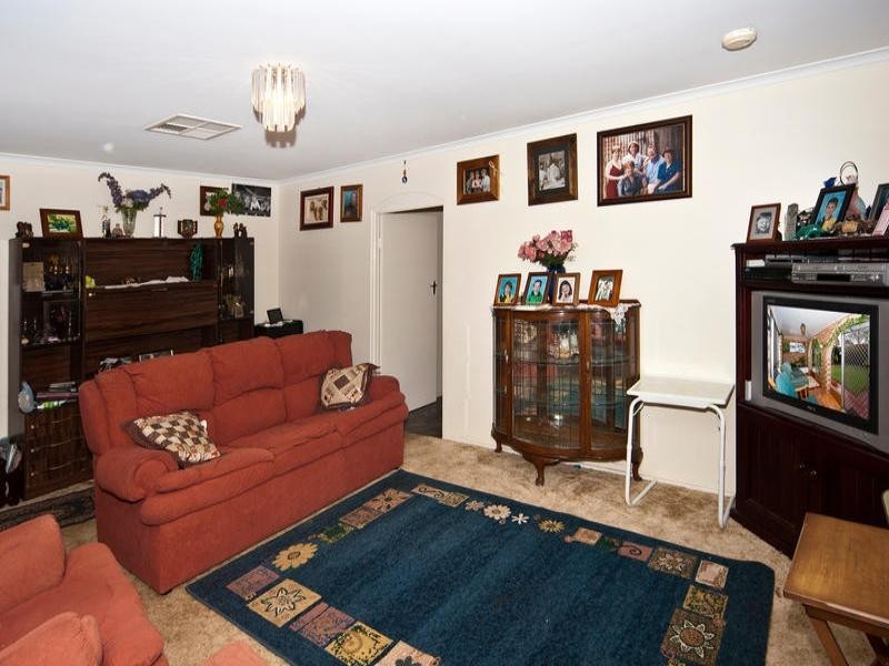 32 Wessex Street, Harristown QLD 4350