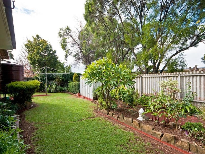 32 Wessex Street, Harristown QLD 4350