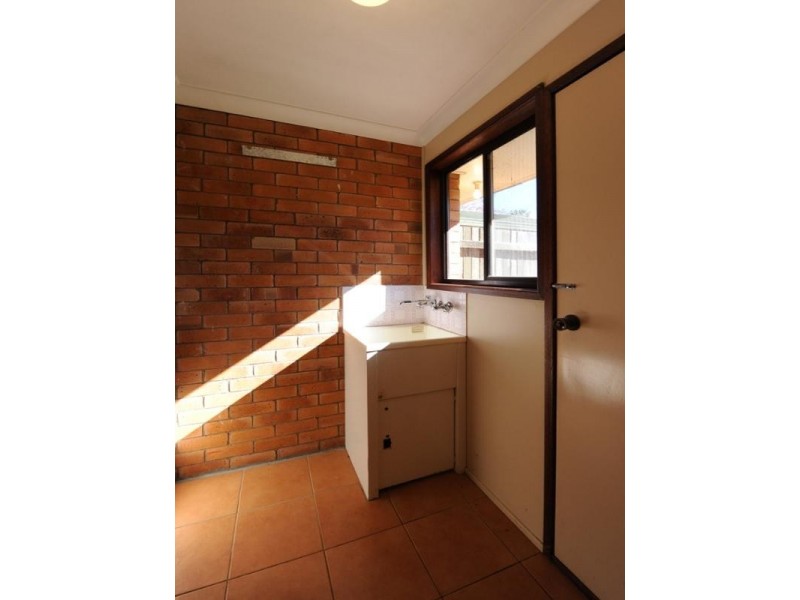 1/7 Agnes Street, Centenary Heights QLD 4350