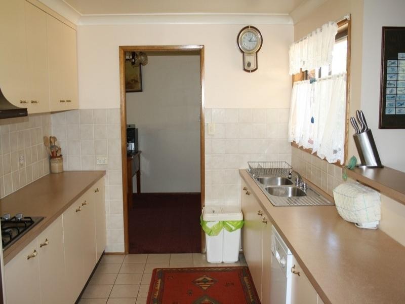 81 Diana Crescent, Withcott QLD 4352