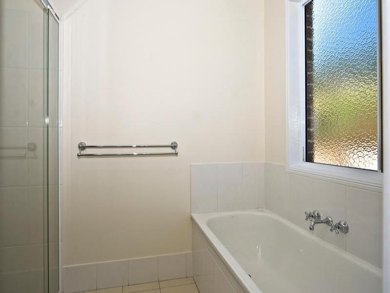 8 Hamblin Court, Toowoomba QLD 4350