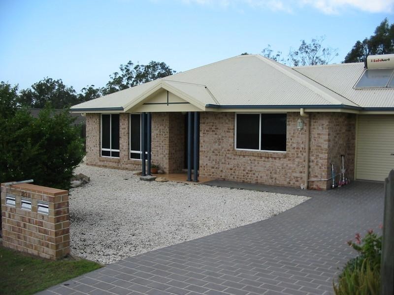 33 Parkridge Drive, Withcott QLD 4352