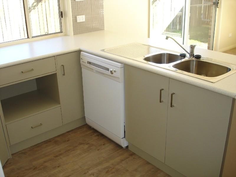 3/10 Lendrum Street, Newtown QLD 4350