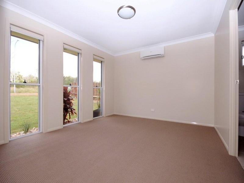 15 Tarlington Street, Middle Ridge QLD 4350