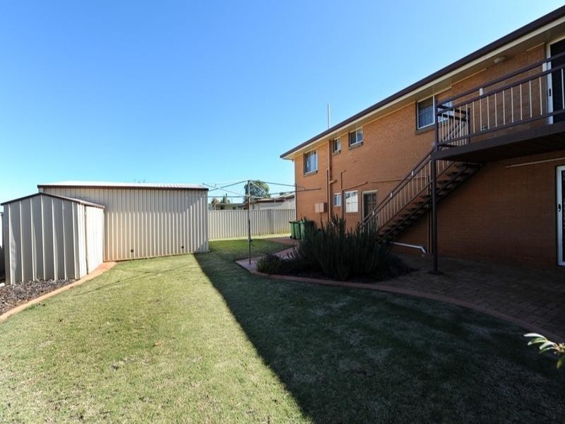 32 McFarlane Street, Wilsonton QLD 4350