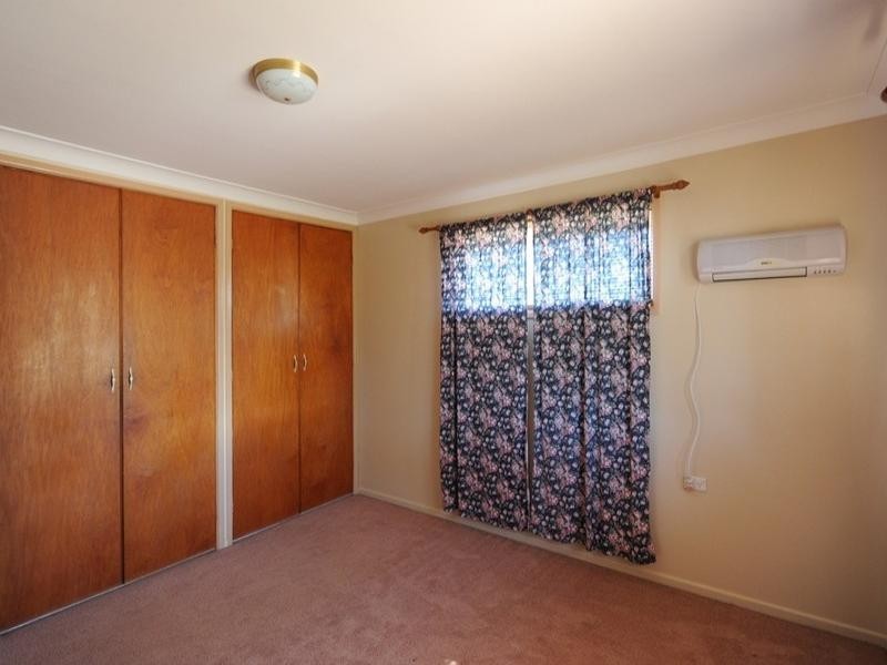 32 McFarlane Street, Wilsonton QLD 4350