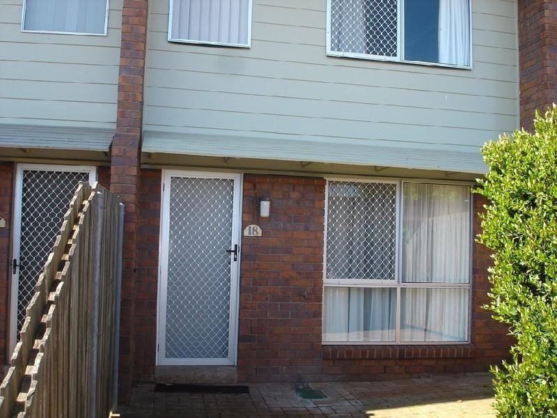 18/6 O’Brien Street, Harlaxton QLD 4350