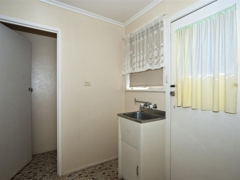 2/283A Hume Street, South Toowoomba QLD 4350