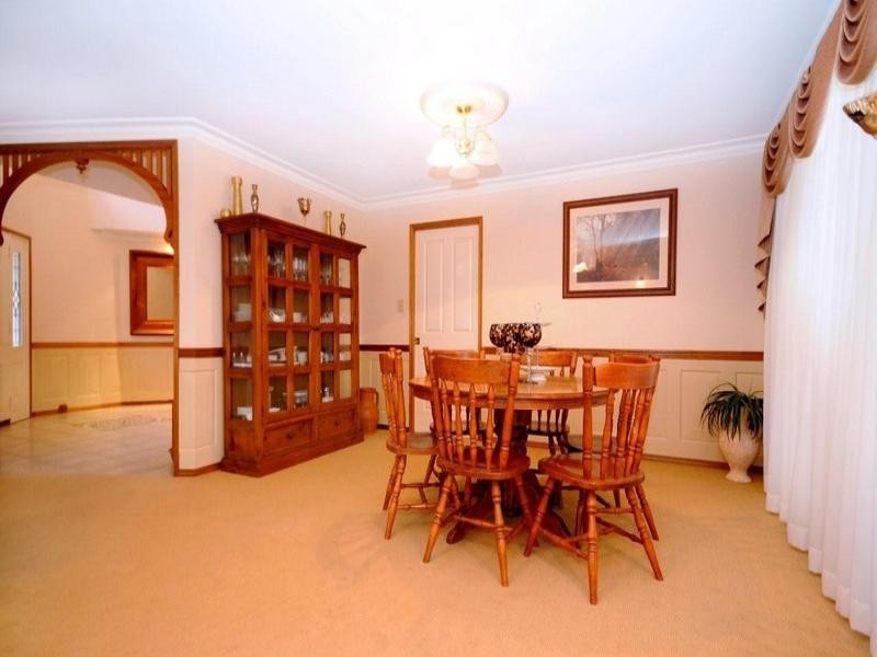 3 Woodlands Close, Middle Ridge QLD 4350