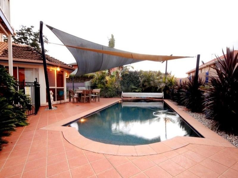 3 Woodlands Close, Middle Ridge QLD 4350